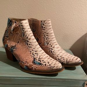 Snakeskin Pattern Ankle Boots